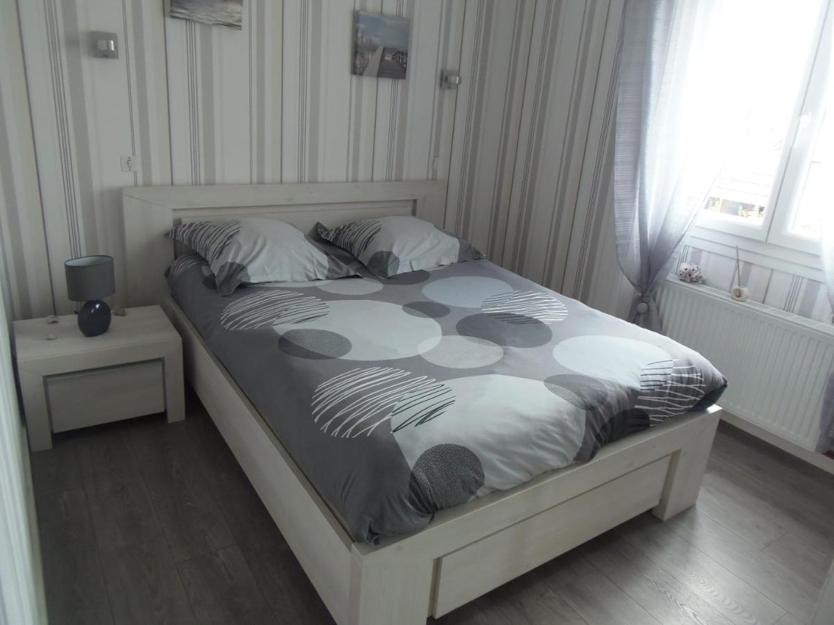 Maison De Vacances Grandcamp-Maisy Dış mekan fotoğraf